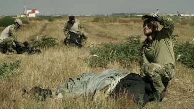 Bandit 1, five canopies,
looking for a sixth. - SEAL Team
