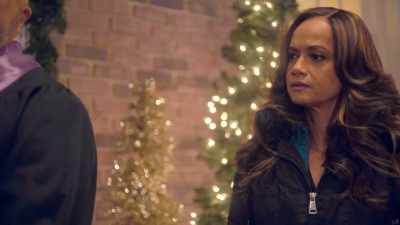- Baneatta, stop!
- No! She is lying! - A Jenkins Family Christmas