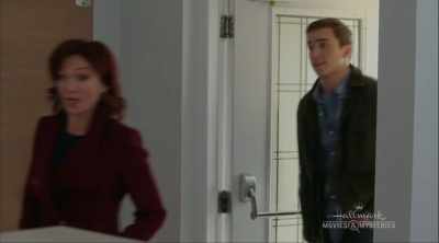 'Bang'? Echt? Is dat niet wat overdreven? - Aurora Teagarden Mysteries: A Game of Cat and Mouse