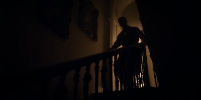 BANGING ON DOOR - Peaky Blinders