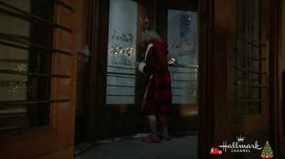  [banging on door] - A Shoe Addict's Christmas