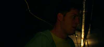 [banging]
-Shh! What was that? - Wreck