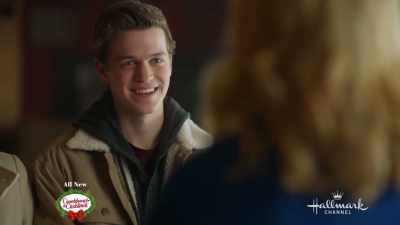 Barb Hutter's
the real-estate agent - Sister Swap: A Hometown Holiday