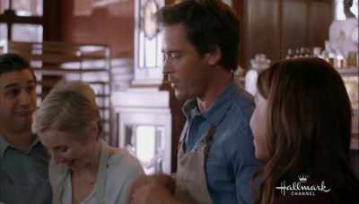 Barbara! And this is her husband
Jake. This is Emma. - Love, Romance & Chocolate