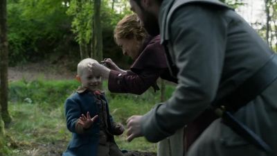 Barber, barber, shave a pig. - Outlander
