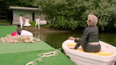 Barbra,
stop right there! - Three Busy Debras