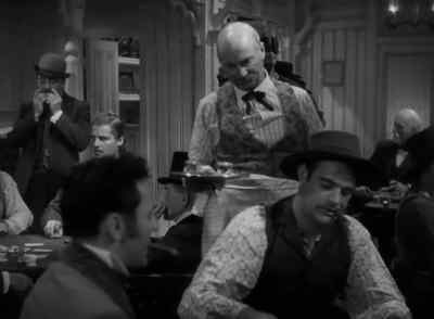 Barkeep, bring me
an applejack, will ya?
Yes, sir. - The Plainsman