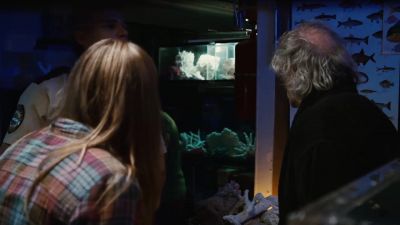Barry are you crazy - Piranha 3DD