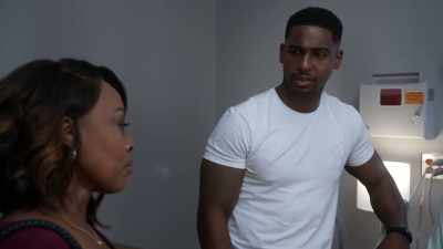 Barry: Mom, I'm right here.
I'm all right. - Tyler Perry's The Oval