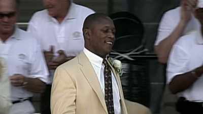 - Barry Sanders.
- [applause] - Bye Bye Barry