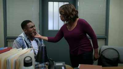Barry: [Sniffles] - Tyler Perry's The Oval