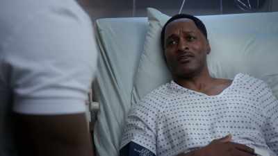 Barry: [Sobs] - Tyler Perry's The Oval