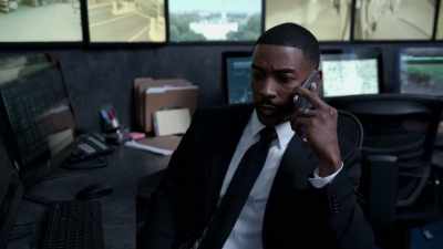 Barry: Uncle, I really need
to talk to you - Tyler Perry's The Oval