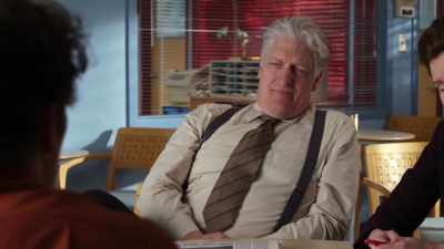 Barry wants me to help
win Lainey back, - Schooled