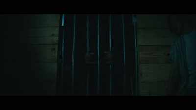 (bars squeaking) - The Bigfoot Trap
