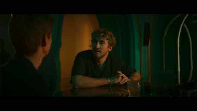 - BARTENDER: Of course.
- Looks very sophisticated. - The Day of the Jackal