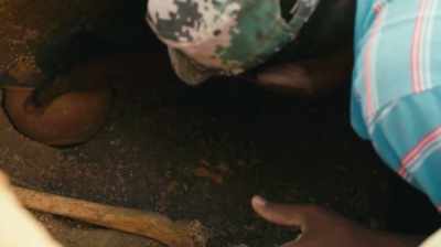 Bashir: Even in one tomb,
we have a mixture - Lost Kingdom of the Black Pharaohs