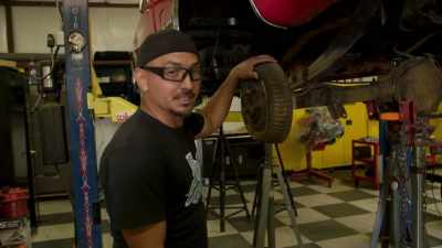 Basically,
what we're doing is
a flip kit on this '84 C-10. - Shorty's Dream Shop
