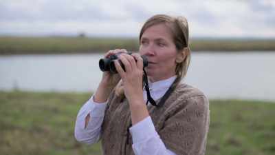 -- Basically, yeah. -- Ah, my heart's
really going out to it. - Extraordinary Escapes with Sandi Toksvig
