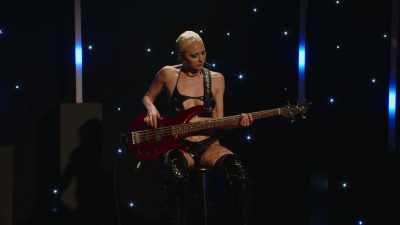 (bass music continues) - Courtney Pauroso: Vanessa 5000