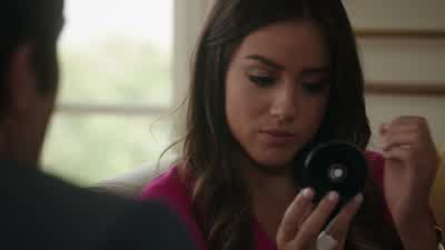 Bat my eyes. - Marvel's Agents of S.H.I.E.L.D.