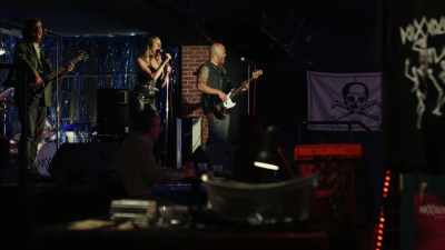 Battle Creek,
show us your metal! - Poker Face