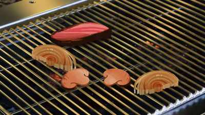 - BBQ!
- [Felipe laughs] - City of Ghosts