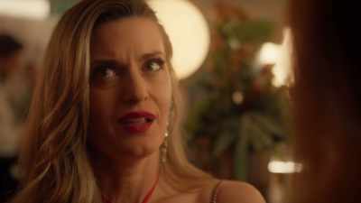 BBut why would Ondineer
even say that to Diana? - Crimes of Fashion: Killer Clutch