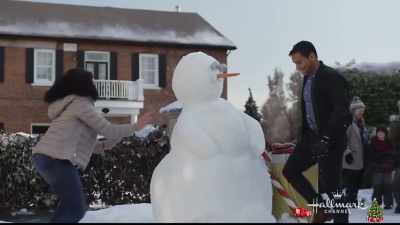 - Be a gentleman Connor. - A Majestic Christmas