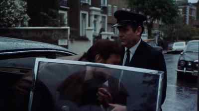 Be back at nine o'clock and
don't be late. - Night Watch