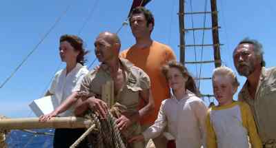 Be careful, Petey! - The Last Flight of Noah's Ark
