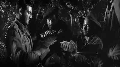 - Be careful with my cigars!
- Come on. - China Gate