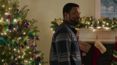 - Be nice to him and Lissette. - All Saints Christmas