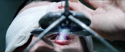 Be quiet and close the door! - Minority Report