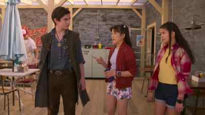 Be right back, Remi. - Surfside Girls