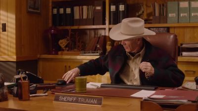 Be right with you, Doc. - Twin Peaks