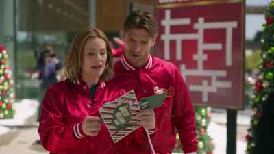 Be the first to find the box - Jingle Bell Run