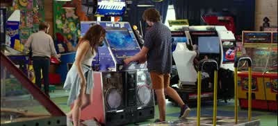 ♪ Be together, be together ♪ ♪ Shake my soul ♪ - The Kissing Booth