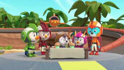 Bea, can we pop over
to the Lemon Shack - Top Wing