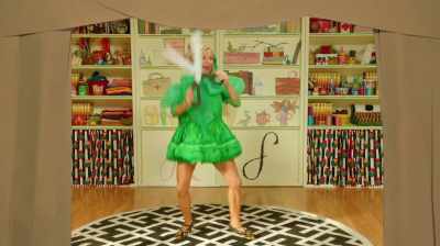 ♪ Beads and things
and glitter and strings ♪ - At Home with Amy Sedaris