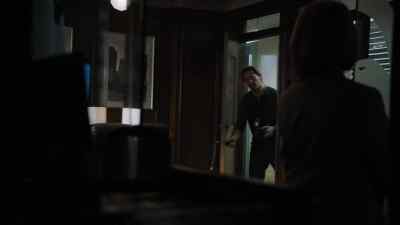 - Beau said you needed to talk to me?
- Close the door. - Colony
