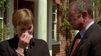 Beautiful lady. - Midsomer Murders