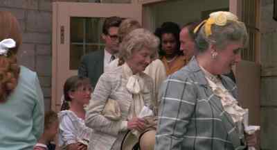 - Beautiful sermon.
- Thank you. - The Favor