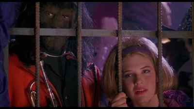 - Beautiful!
- Thank you, thank you. - Freaked