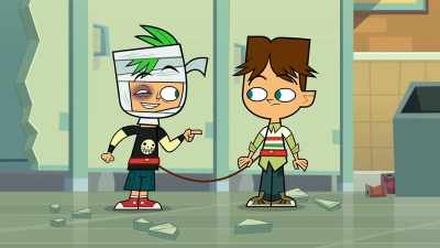 - Because we are dressing up
as a mummy - Total DramaRama