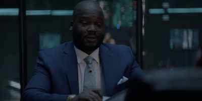 Because my client's Reggie Harris. - Batwoman