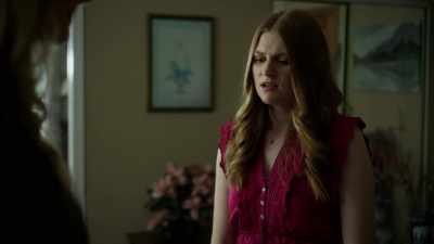 Because conveniently, thanks
to my sister's accident, - Betrayed by Love