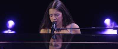 - Because she could
totally do this herself, - Olivia Rodrigo: GUTS World Tour