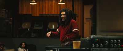 Because di time is now.
[murmuring] - Bob Marley: One Love