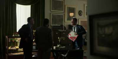 - Because you didn't let me get it.
- [Chris] Larry talks big. That's it. - Black Bird